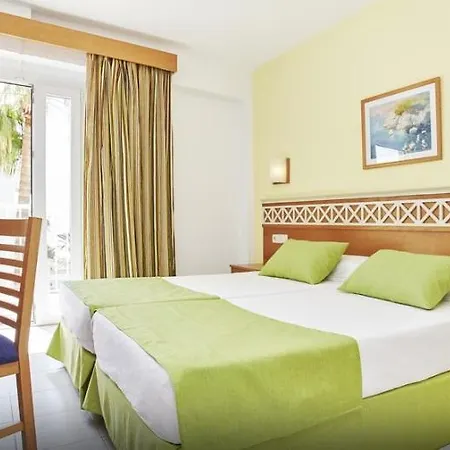 Universal Bikini Hotel 4*