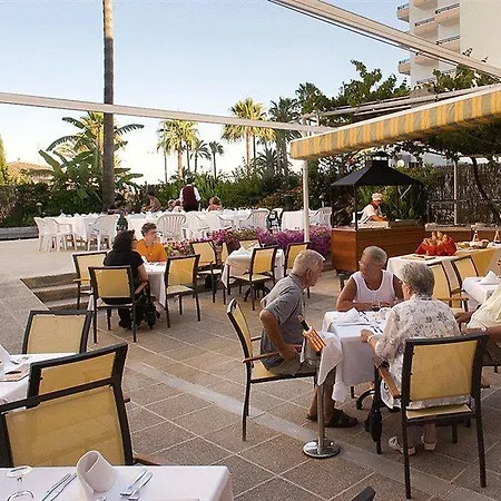 比基尼环球酒店 酒店