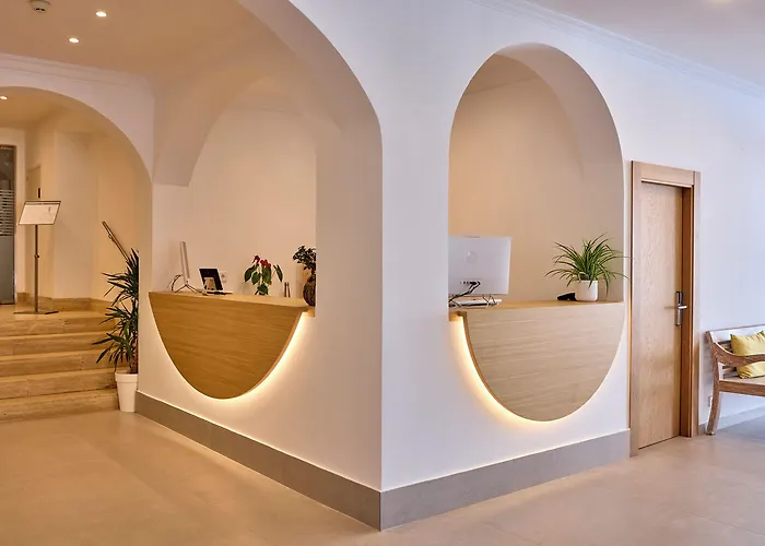 Universal Bikini Cala Millor (Mallorca)