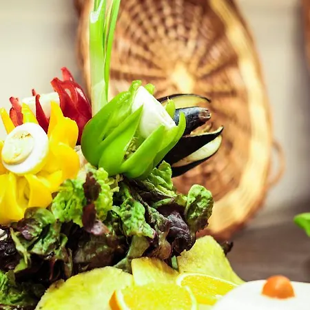 Universal Bikini 4* كالا مييور