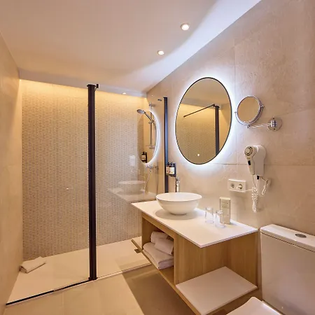 Universal Bikini Hotel Cala Millor (Mallorca)