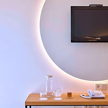 Universal Bikini Otel 4*