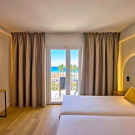 Universal Bikini 4* Cala Millor (Mallorca)