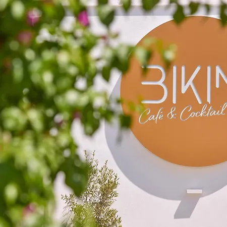 Universal Bikini Отель
