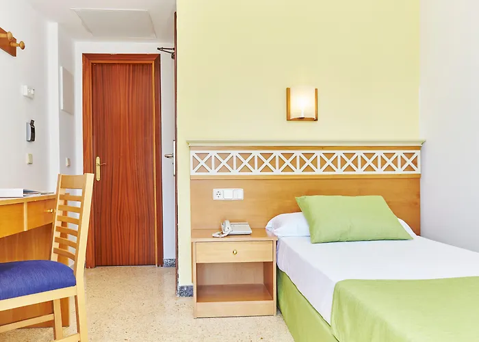 Universal Bikini Hotel Cala Millor (Mallorca)