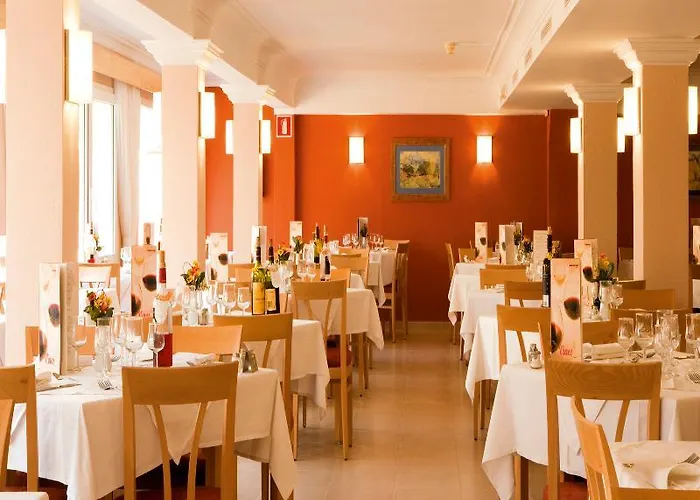 فندق Universal Bikini 4*