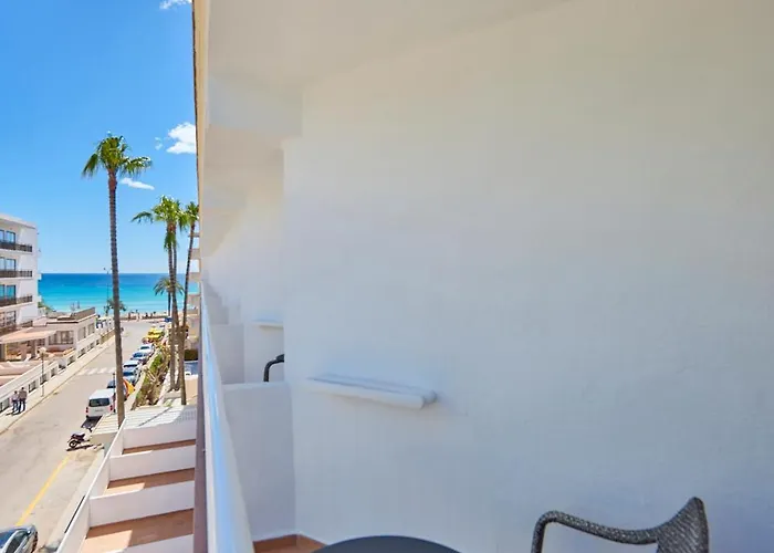 Hotel Universal Bikini 4*