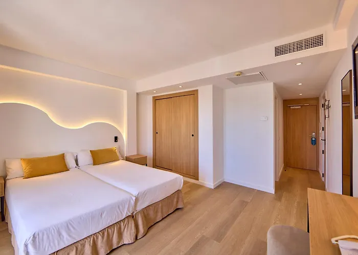 Hotel Universal Bikini Cala Millor (Mallorca)