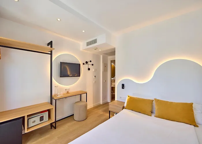 Universal Bikini Hotel Cala Millor (Mallorca)