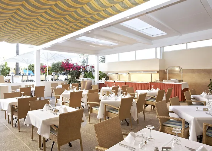 Universal Bikini كالا مييور