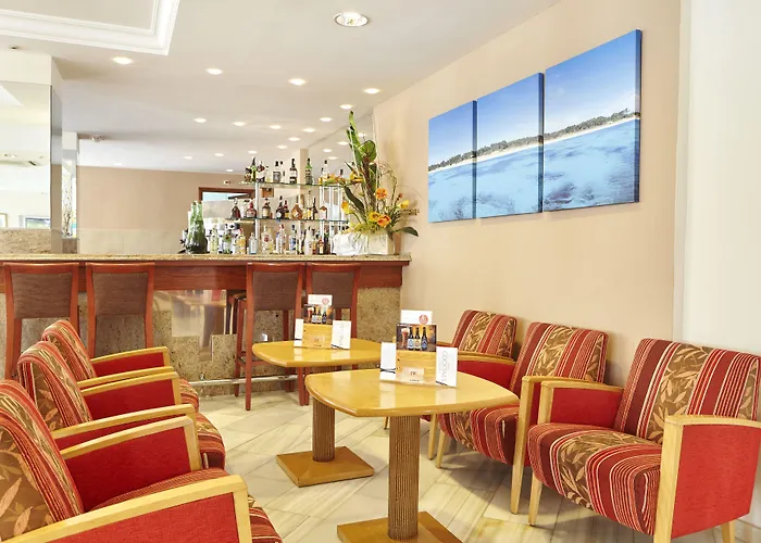 Universal Bikini Hotel