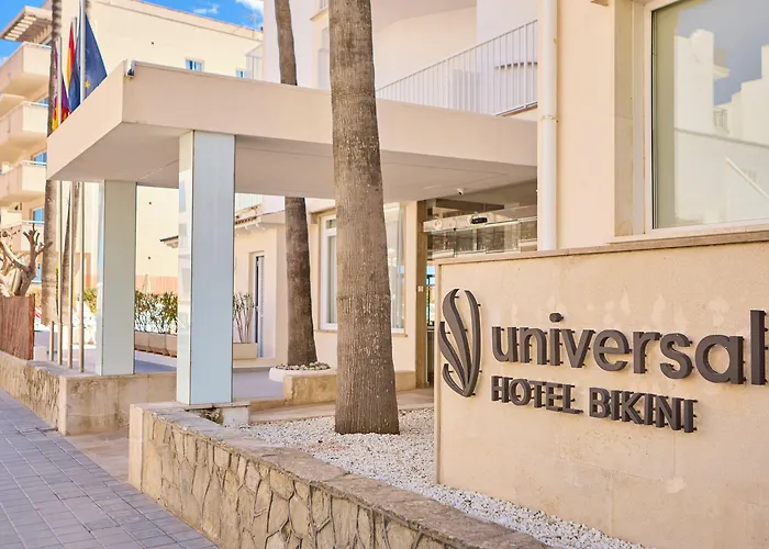 Hotel Universal Bikini