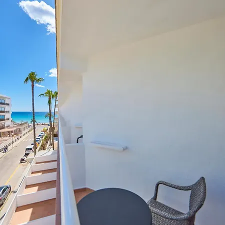 Otel Universal Bikini 4*